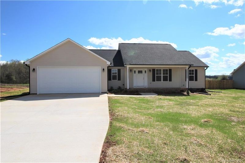 3915 Ritchie Rd #4, Lincolnton, NC 28092