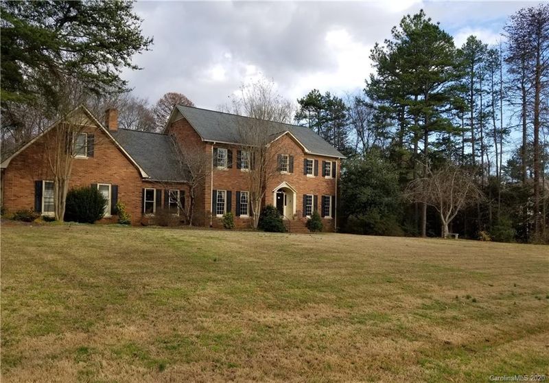 918 Hanover Dr, Concord, NC 28027