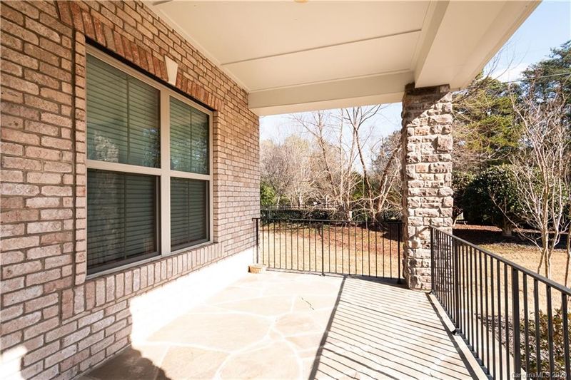 16204 Bastille Dr, Charlotte, NC 28278