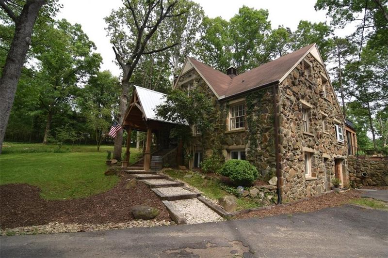 2653 E Nc 10 Hw, Conover, NC 28613