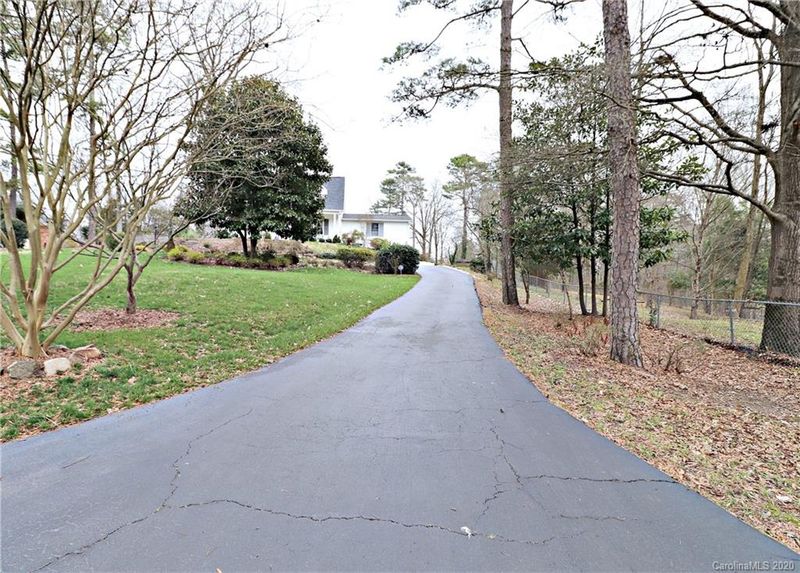 390 Mountview Ct SE, Concord, NC 28025