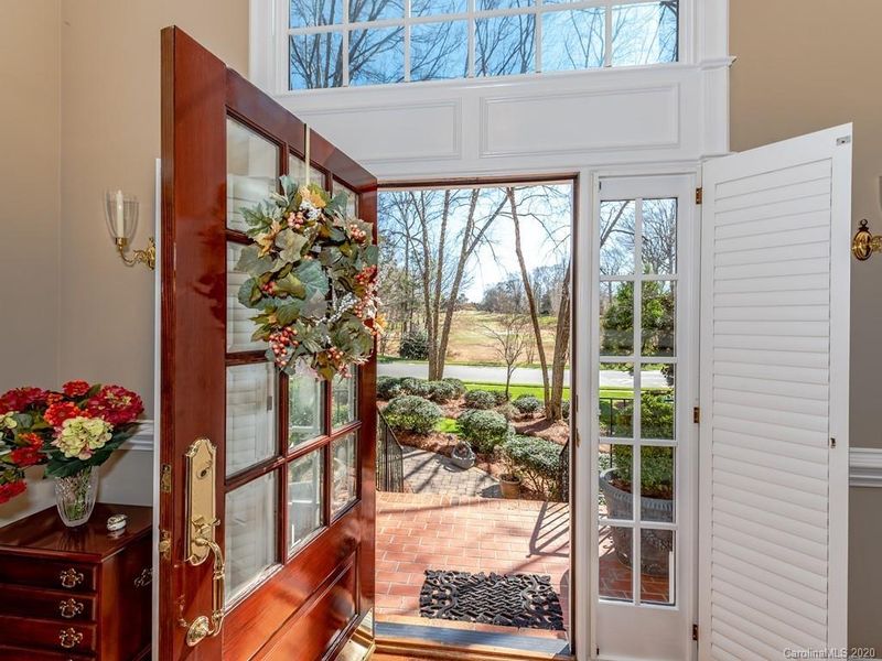 4309 Links Dr, Charlotte, NC 28277