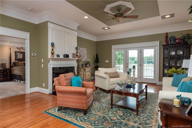 201 Riverfront Dr, Belmont, NC 28012