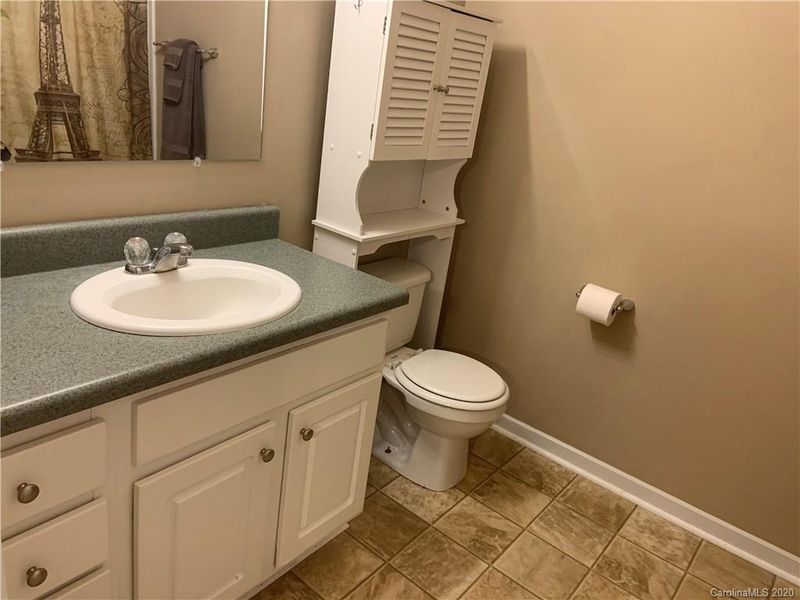 1022 Canada Dr, Dallas, NC 28034
