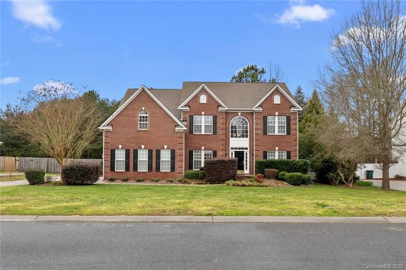 3005 Strawberry Rd, Matthews, NC 28104