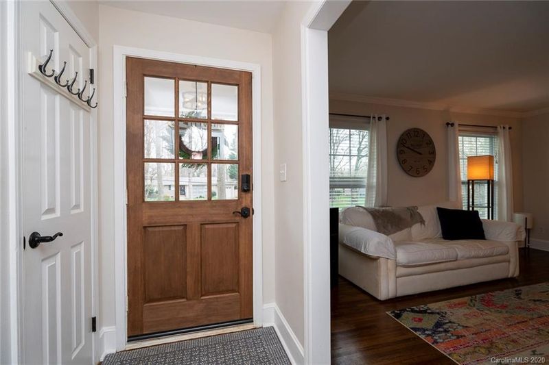 5530 Seacroft Rd, Charlotte, NC 28210