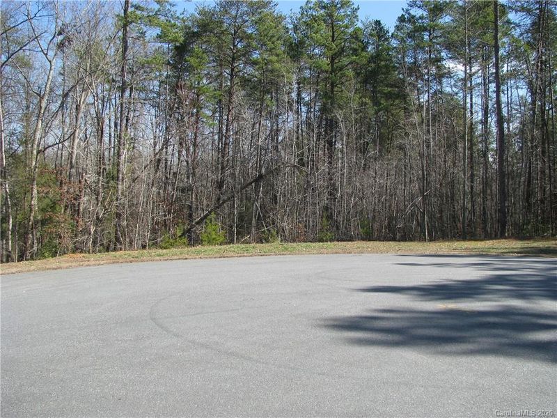1627 Freemont Dr, Alexis, NC 28006