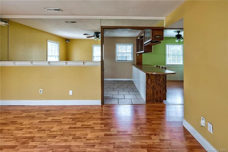 4711 April Dr, Gastonia, NC 28056