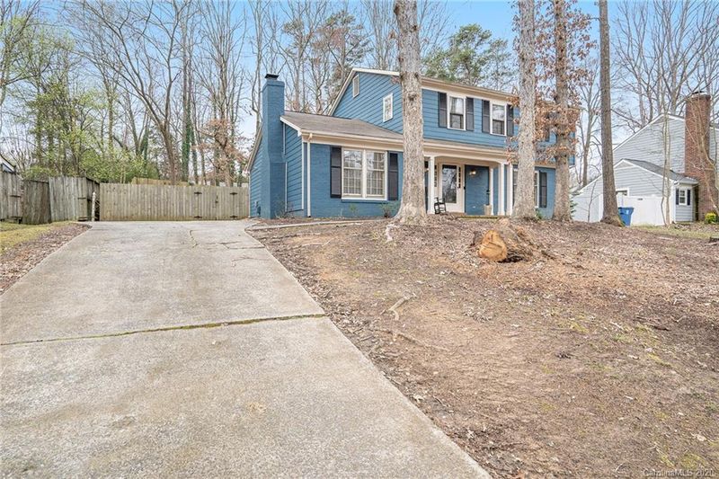 822 Winter Wood Dr, Matthews, NC 28105
