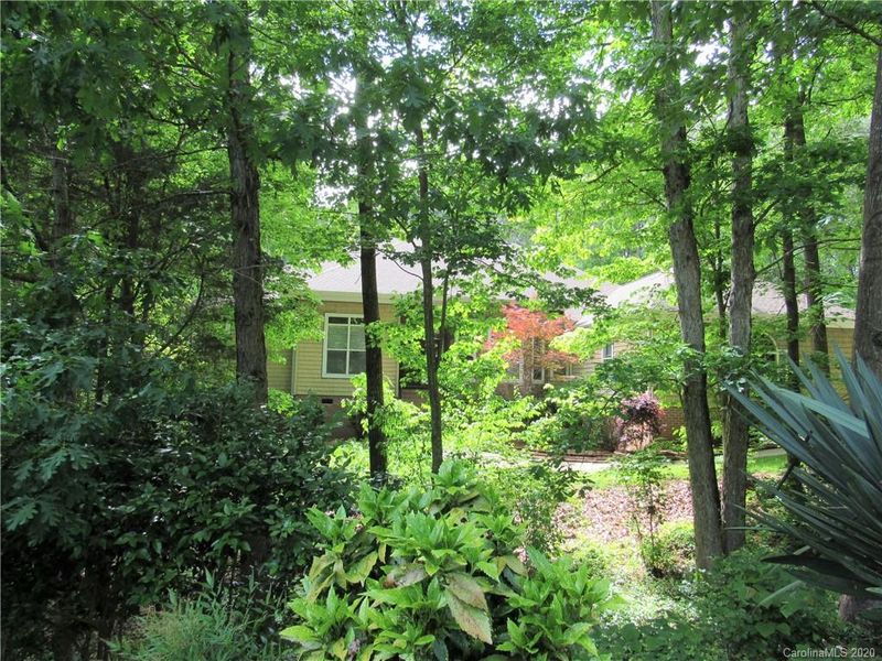 126 Shavender Dr, Mooresville, NC 28117