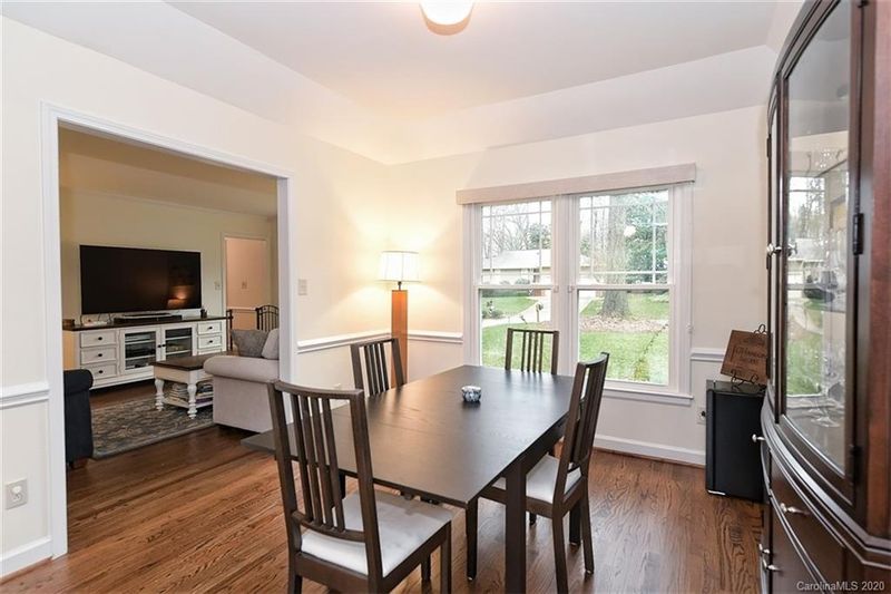 1801 Shagbark Ln, Charlotte, NC 28226