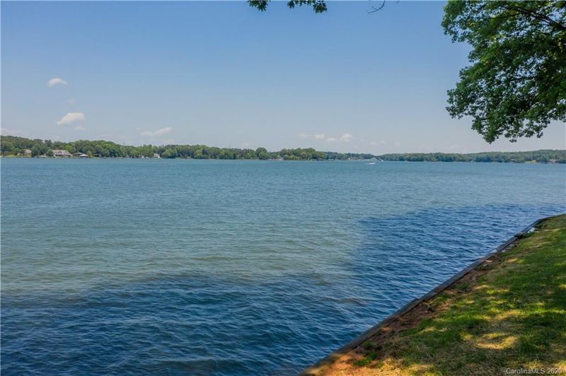 147 Goathill Rd, Mooresville, NC 28117