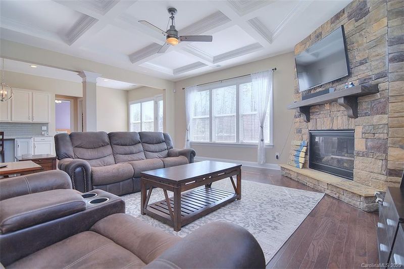 523 Edenbridge Dr, Midland, NC 28107