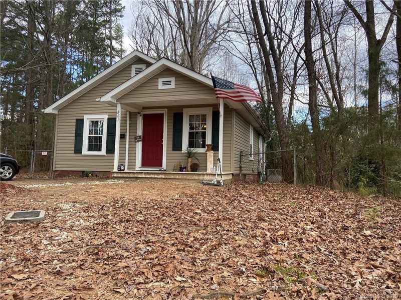 801 Skyland Dr, Kannapolis, NC 28083
