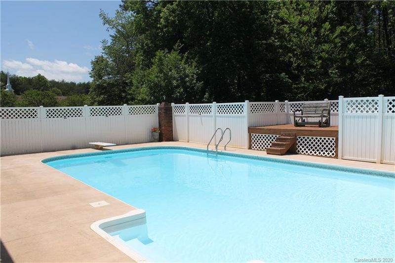 226 State Park Rd, Troutman, NC 28166