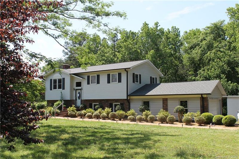 226 State Park Rd, Troutman, NC 28166