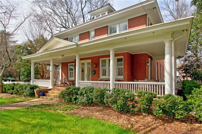 526 W End Ave, Statesville, NC 28677