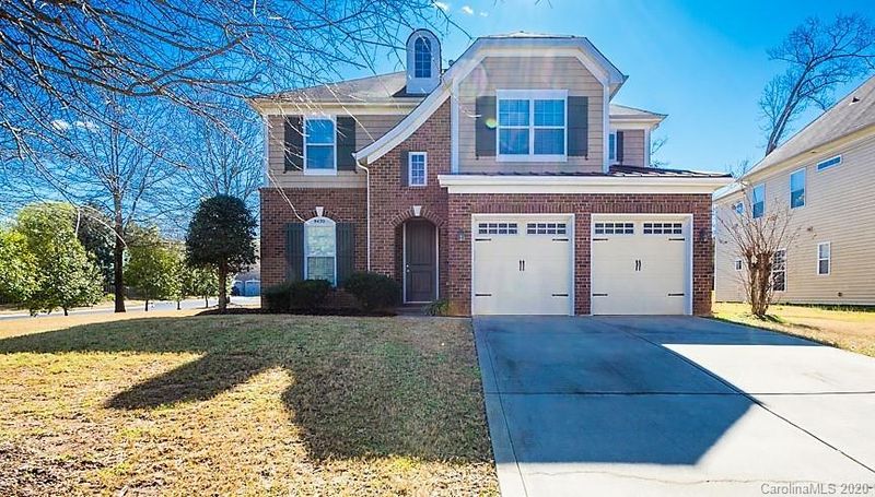 9430 Chanson Pl, Matthews, NC 28105
