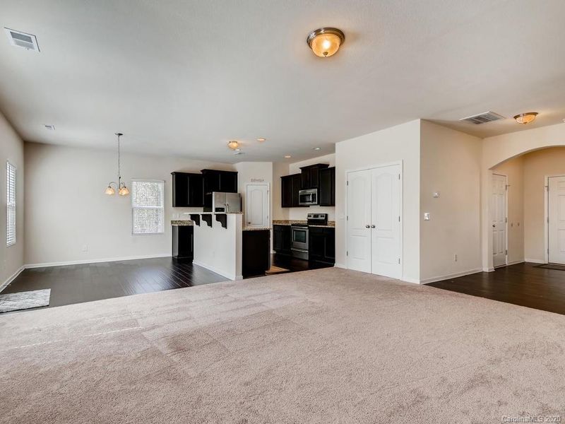 9019 Avery Meadows Dr #44, Charlotte, NC 28216