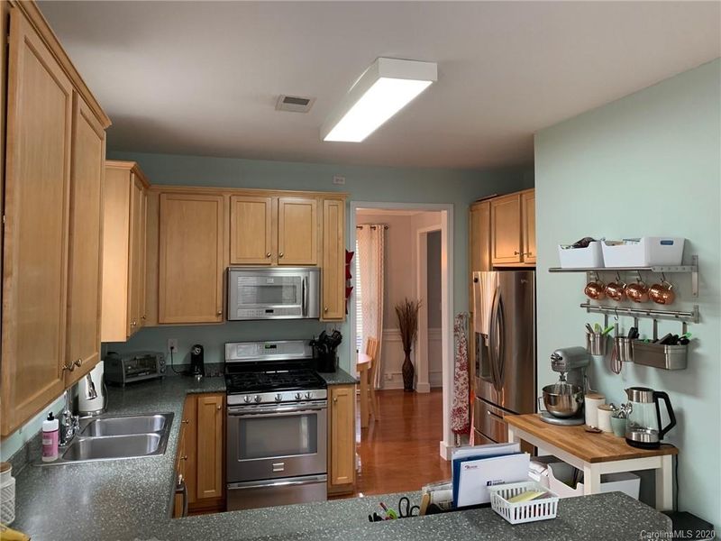 10511 Smoothstone Ln, Charlotte, NC 28214