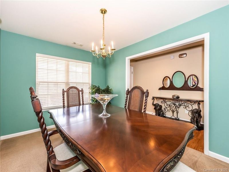 2522 Sunset Greens Dr, Charlotte, NC 28216