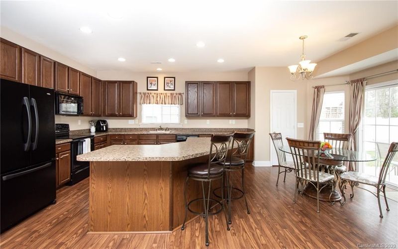 504 Nanny Point Dr, Monroe, NC 28110