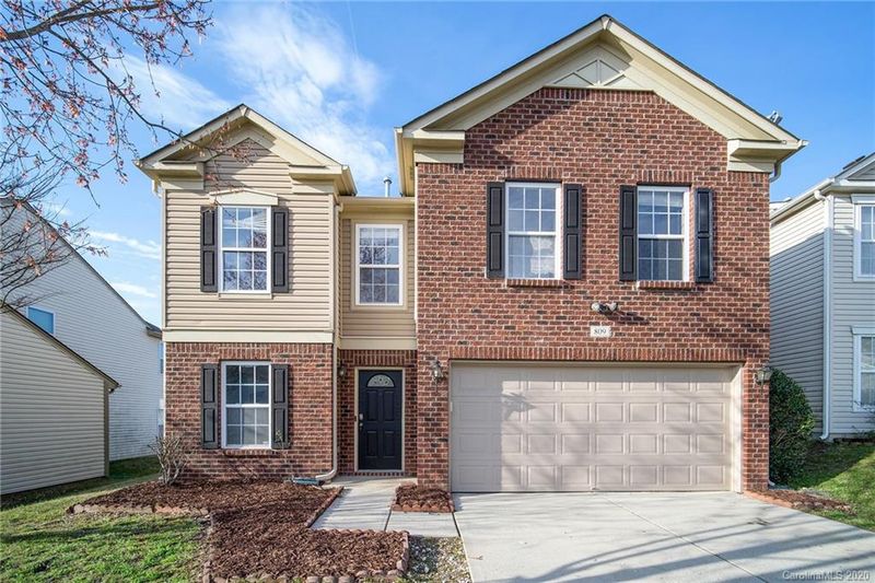 809 Shellbark Dr, Concord, NC 28025