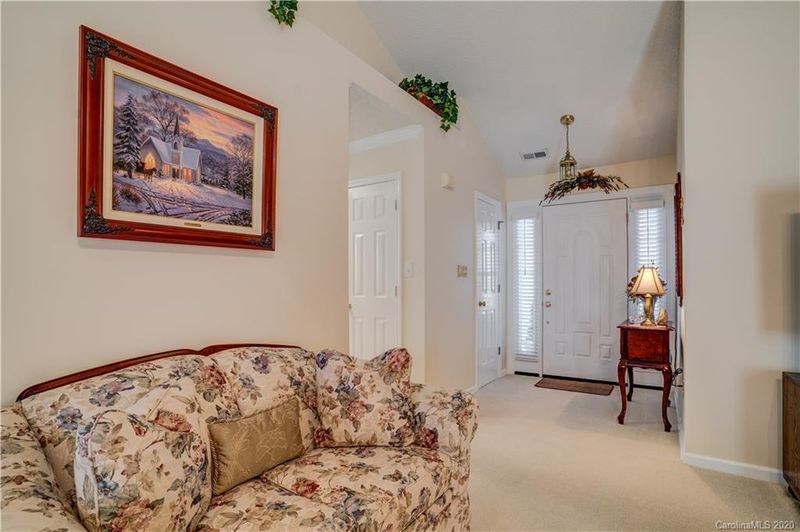 3223 Leicester Dr, Matthews, NC 28104