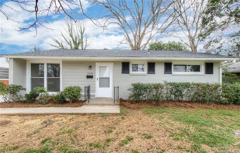 2008 Quentin St, Charlotte, NC 28216