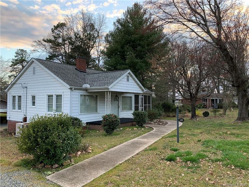 503 Rogers Lake Rd, Kannapolis, NC 28082