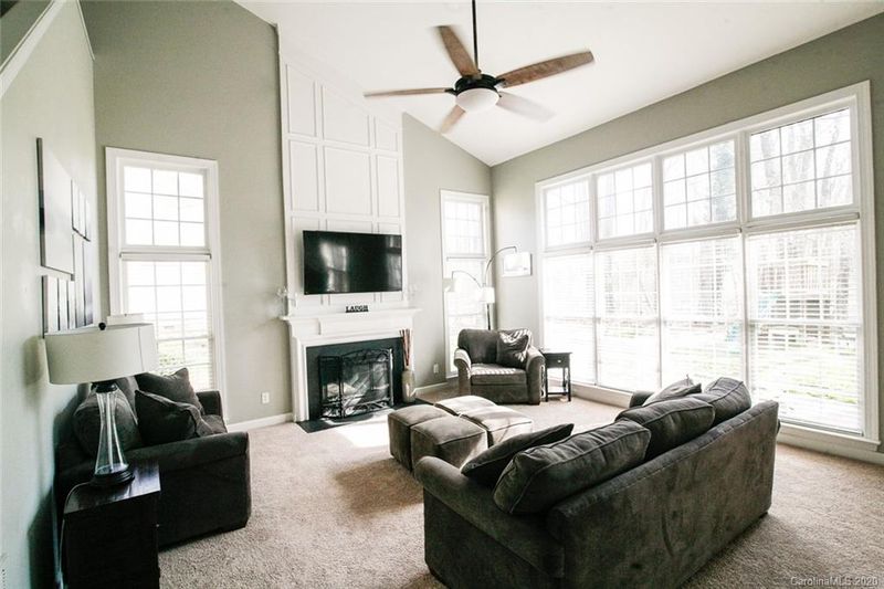 8924 Parkcrest St, Huntersville, NC 28078