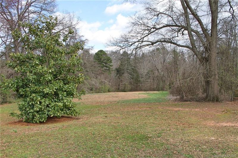 1135 Lawrence Rd, Clover, SC 29710