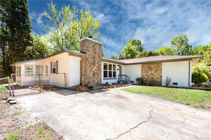 4100 Strangford Ave, Charlotte, NC 28215