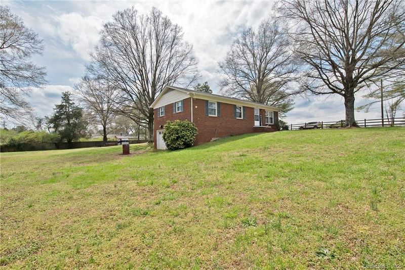 3062 Heglar Rd, Concord, NC 28025