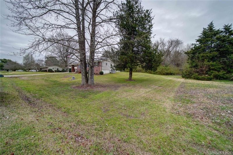 930 Southview Ln, Chester, SC 29706