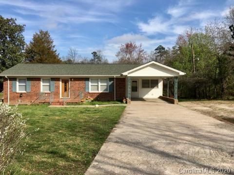 760 Guinn St, Clover, SC 29710