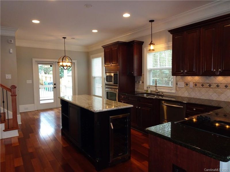 1705 Lombardy Cir, Charlotte, NC 28203