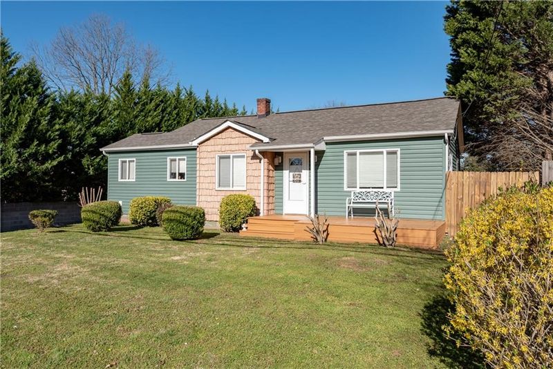 3921 North Center St, Hickory, NC 28601