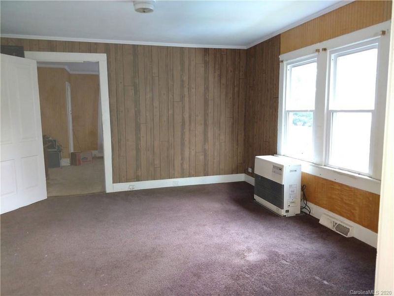106 Depot St, Cherryville, NC 28021
