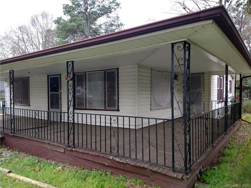 106 Depot St, Cherryville, NC 28021