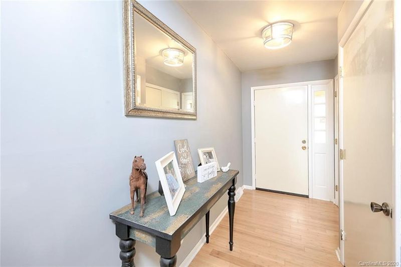 903 Applewood Ave, Kannapolis, NC 28081