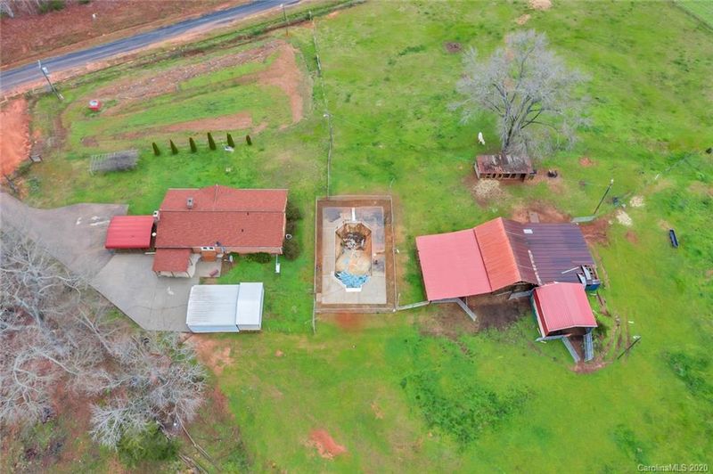 4098 Parkins Rd, Sharon, SC 29742