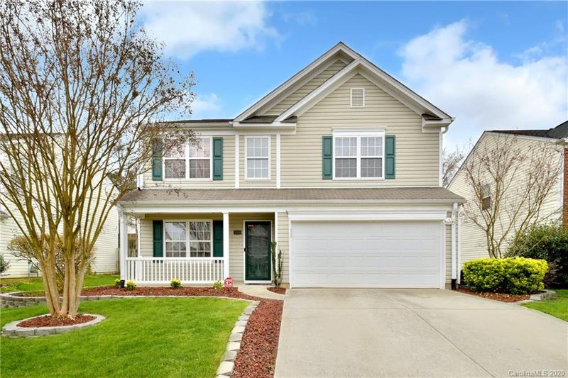 5930 Hidden Meadow Ln, Charlotte, NC 28269