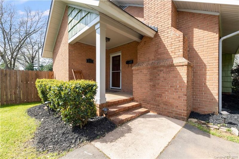 212 Cooper Dr #15, Charlotte, NC 28210