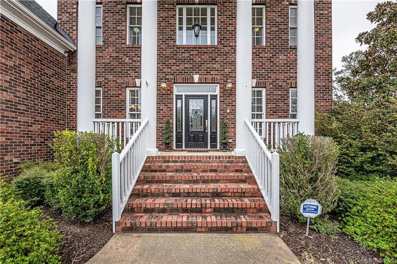 17738 Colleton River Ln, Charlotte, NC 28278