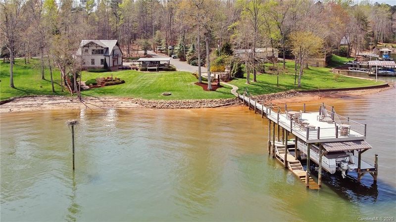 9017 Azalea Rd, Sherrills Ford, NC 28673