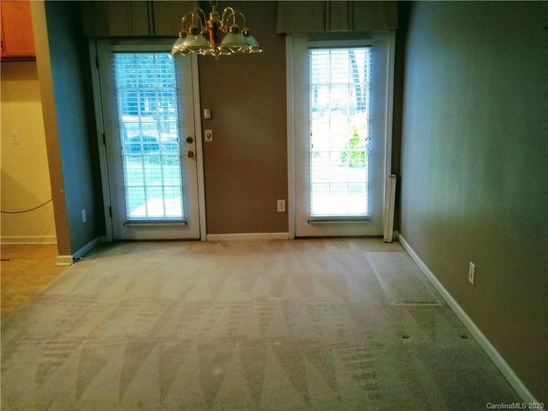 9101 Duckhorn Dr, Charlotte, NC 28277