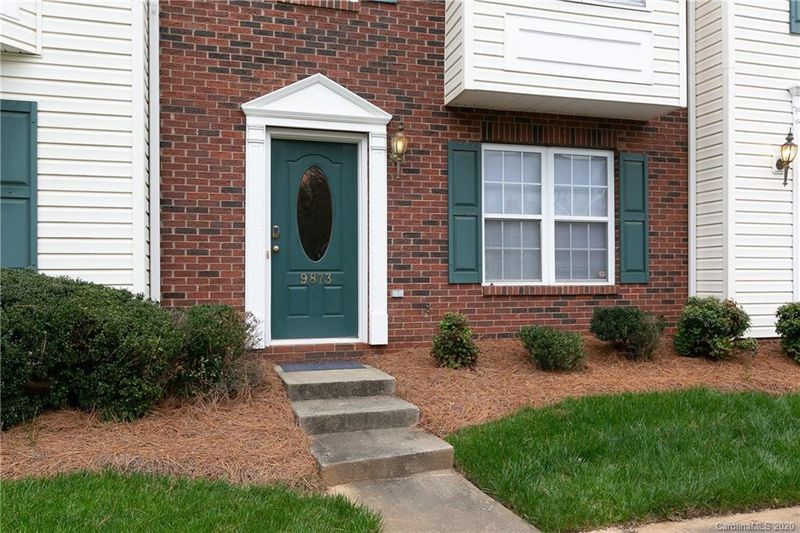 9873 Treeside Ln #8C, Matthews, NC 28105