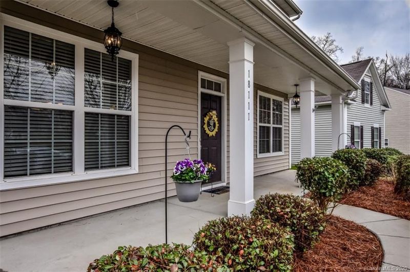 18111 Train Station Dr, Cornelius, NC 28031
