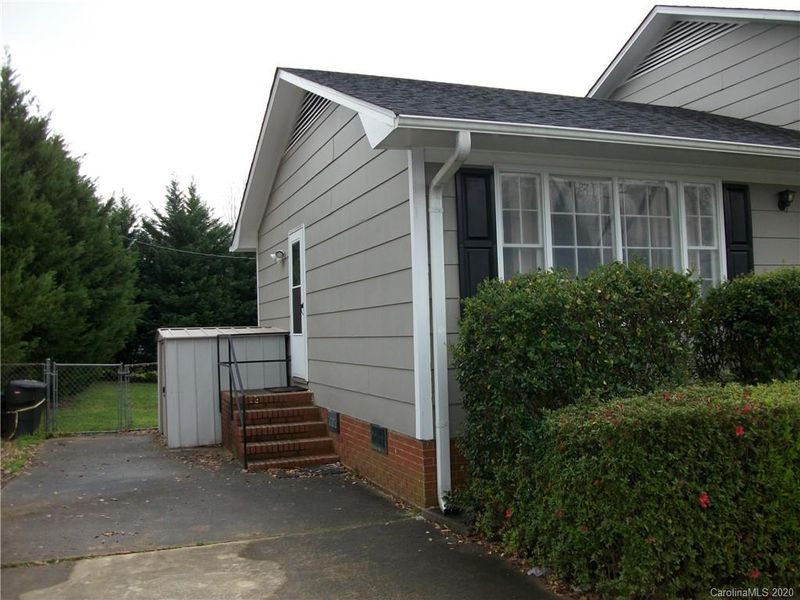 8212 Idlewild Rd, Indian Trail, NC 28079
